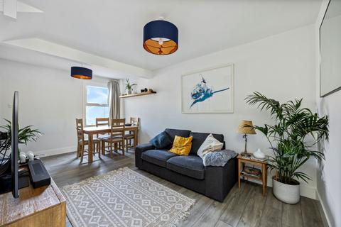 159 Albert Road, Horley, RH6 7HS