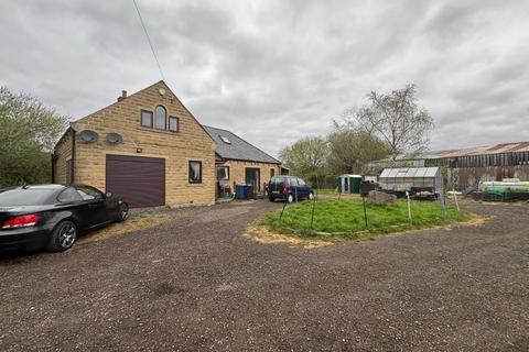 undefined, Carr House Lane, Hyde SK14
