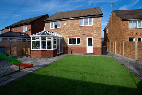 4 bedroom detached house for sale, White Park Close, Middlewich