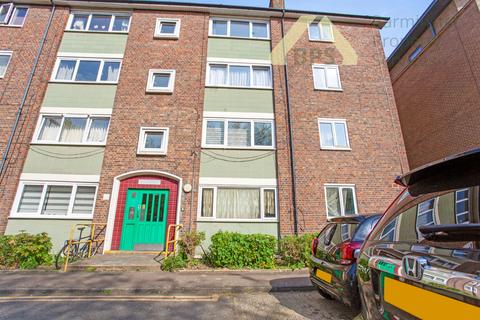 3 bedroom flat for sale, Tottenham , N