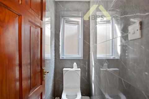 68 Rheola Close, London, N17 9TR