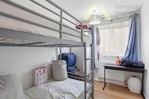 68 Rheola Close, London, N17 9TR