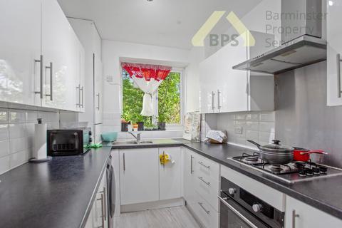 68 Rheola Close, London, N17 9TR