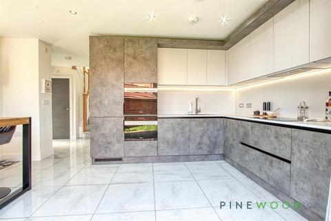3 bedroom detached house for sale, Heritage Street, Worksop S80