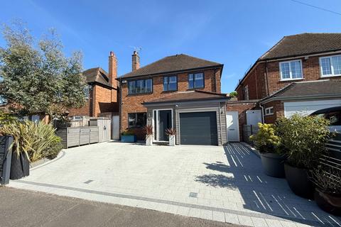 67 Blackford Road, Shirley, Solihull, B90 4DA
