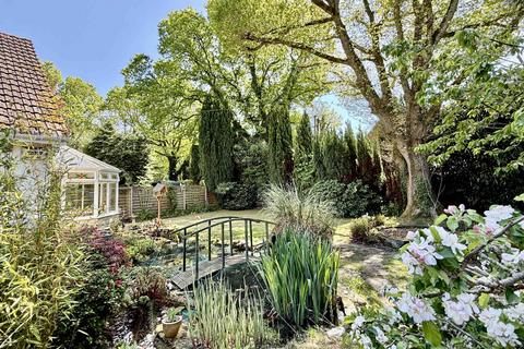 4 bedroom detached house for sale, Verwood Road, BH21