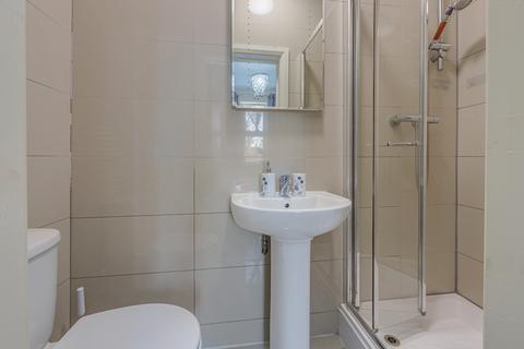 1 Sunnycroft Road, Hounslow, TW3 4DS