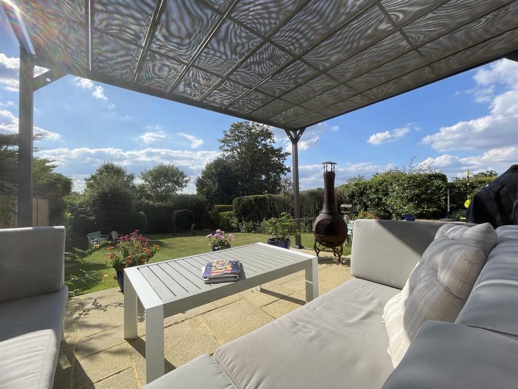 Patiofurniturewide.jpg