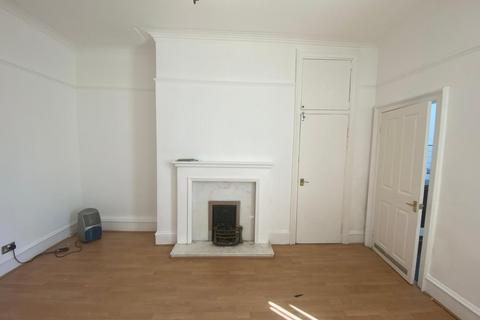 2 bedroom apartment to rent, Eglesfield Road, South Shields, Tyne and Wear, NE33