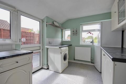 undefined, Keswick Gardens, Hull