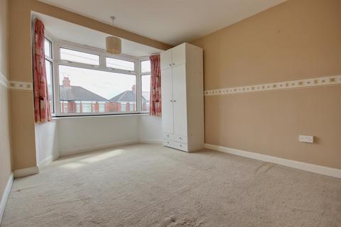 undefined, Keswick Gardens, Hull