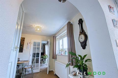 12 Cromford Close, North Wingfield, Chesterfield, S42 5NJ