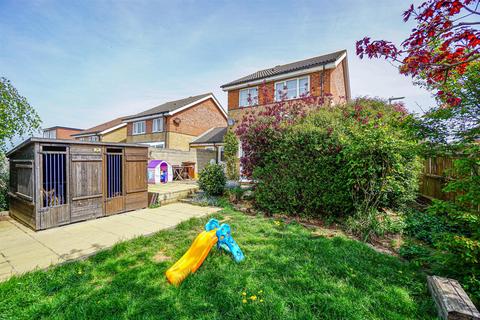 3 bedroom detached house for sale, Moorhen Close, St. Leonards-on-sea