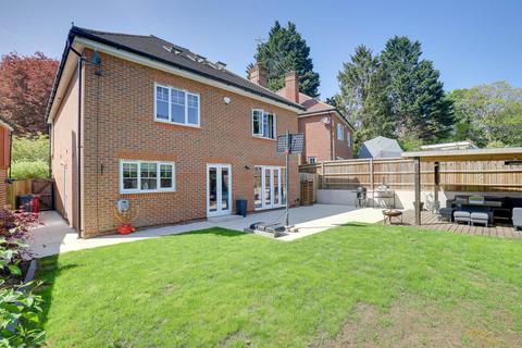 4 Charlotte Close, Caversham, Reading, RG4 7BY