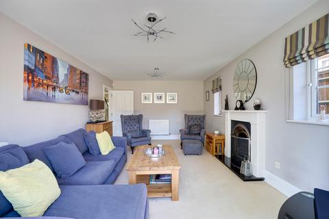 4 Charlotte Close, Caversham, Reading, RG4 7BY