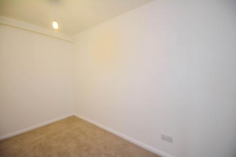 3 bedroom end of terrace house to rent, Birch Way, Chesham HP5