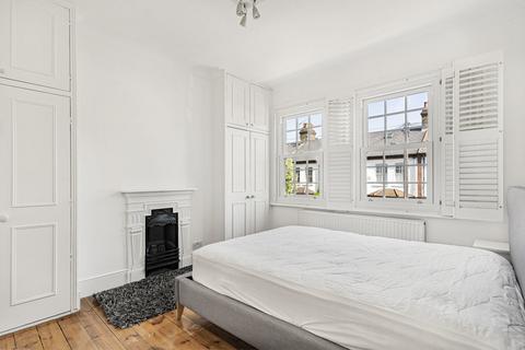 undefined, Ernest Gardens, London, W4