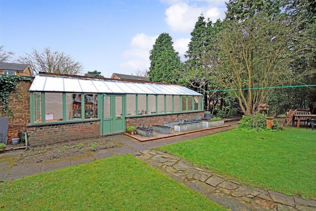 Communal Grounds
