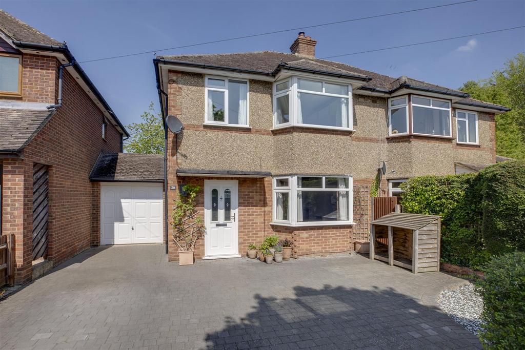 20 Totteridge Drive, HP13 6 JJ-14.jpg