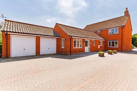 undefined, The Street, Diss IP22