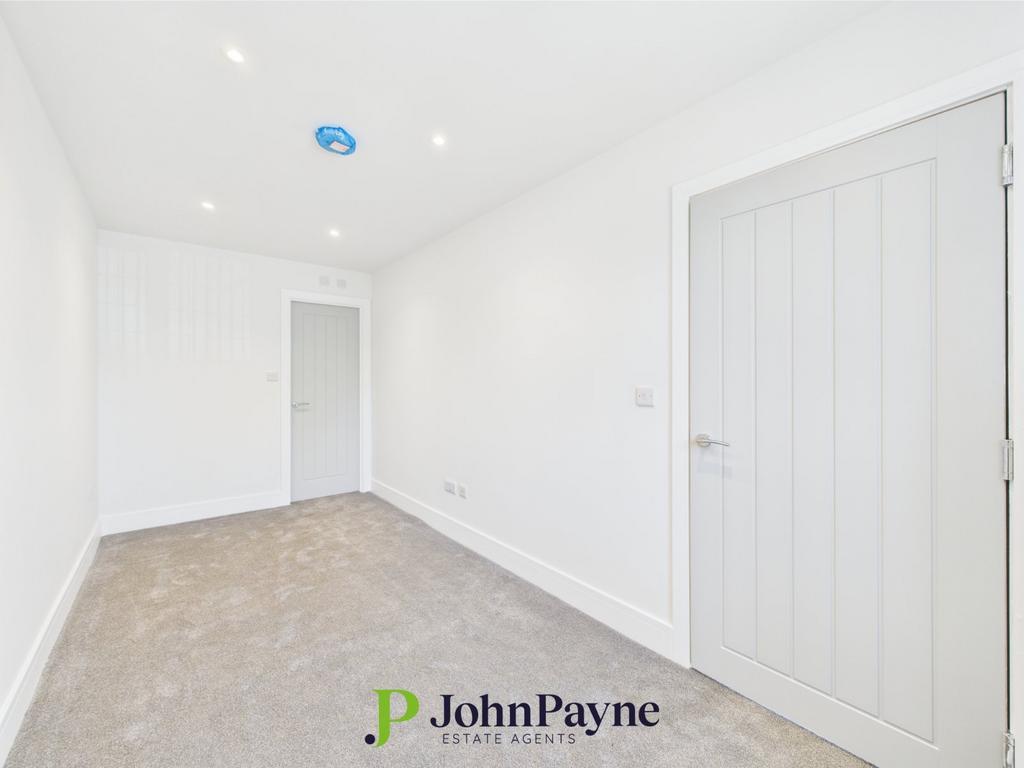 Reception/Bedroom