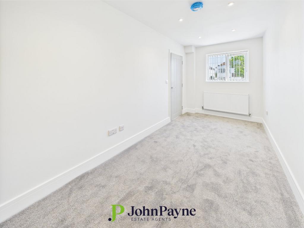 Reception/Bedroom