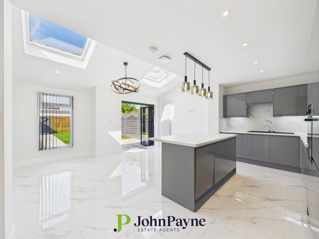 Family Kitchen Room