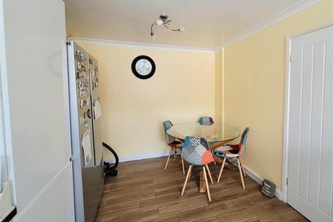 116 Common Lane, Sheldon, Birmingham, B26 3DA