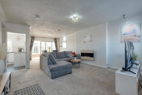 38 Fairlie Crescent, Birmingham, B38 8DY