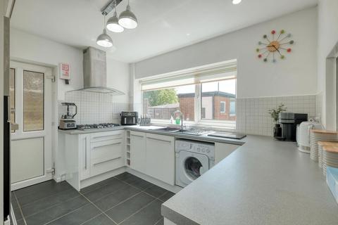 38 Fairlie Crescent, Birmingham, B38 8DY