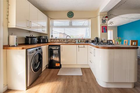9 Naishcombe Hill, Wick, Bristol, BS30 5QW