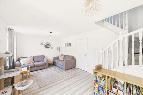 67 Balmoral Way, Birmingham, B14 4NU