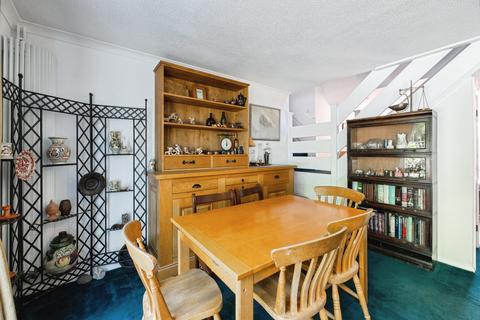 3 Covert, Ashford, TN23 4XR