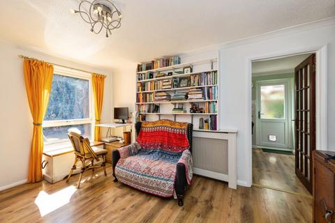 3 Covert, Ashford, TN23 4XR