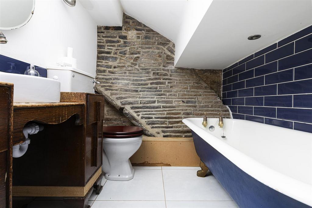 En Suite Bathroom