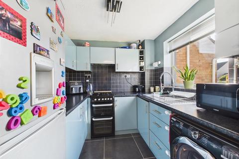 16 Brookthorpe Close, Tuffley, Gloucester, GL4 0LJ