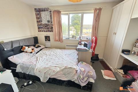 67 Somerville, Werrington, Peterborough, PE4 5BB