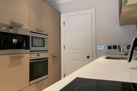 2 bedroom flat to rent, Wycombe Square, London W8