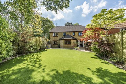 2 Booth Drive, Finchampstead, Wokingham, RG40 4HL