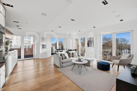 Keybridge House, 2 Exchange Gardens, Vauxhall