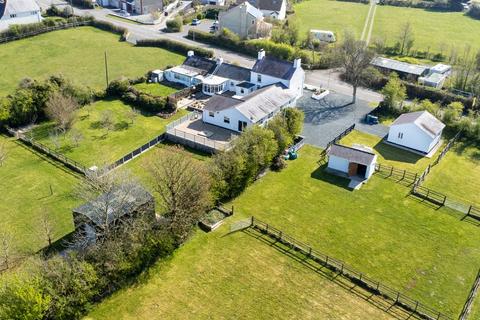undefined, Brynteg, Isle of Anglesey, LL78