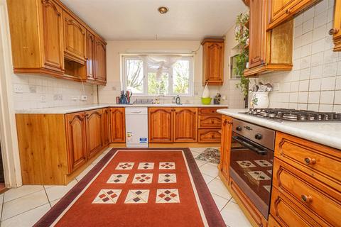 5 bedroom detached house for sale, Highview Close, St. Leonards-on-sea