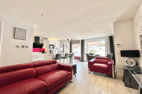 524 Devonshire Road, Blackpool, FY2 0JS