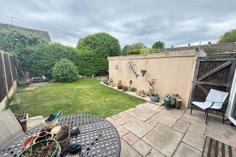 10 Mayfield Close, Ashford, TW15 2AT