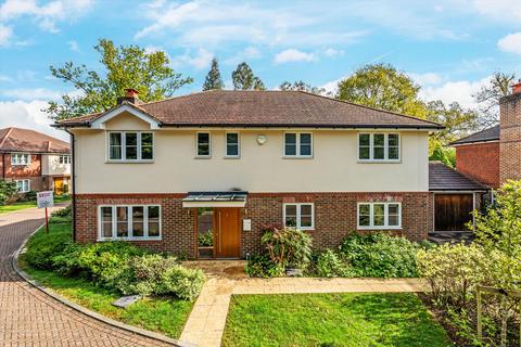 4 bedroom detached house for sale, Belmont Place, Burpham, Guildford, Surrey, GU4.