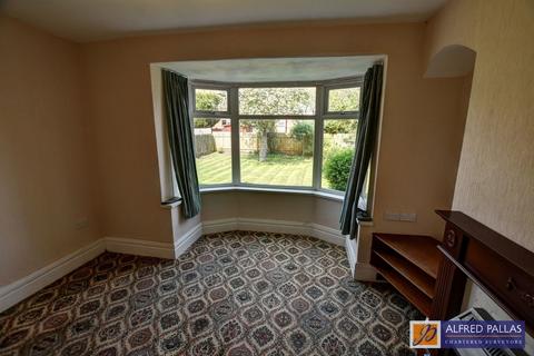 3 bedroom semi-detached house for sale, Side Cliff Road, Fulwell