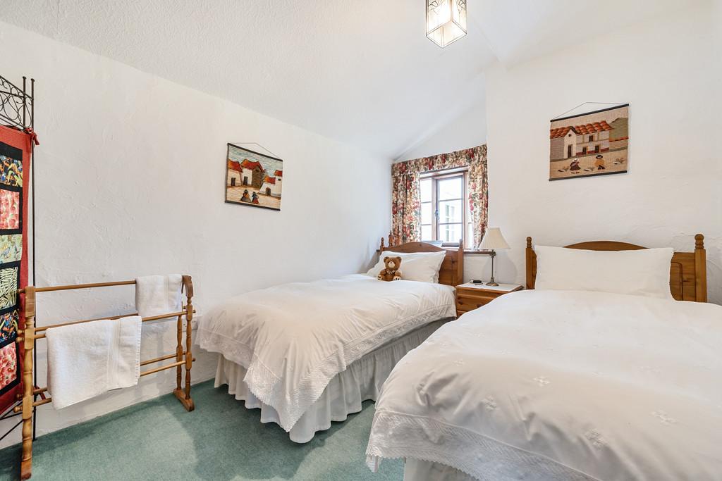 Cottage Bedroom 2