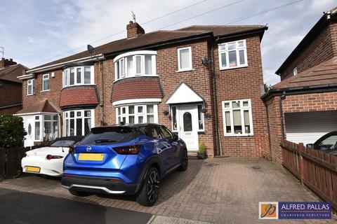 4 bedroom semi-detached house for sale, Coniston Avenue, Fulwell