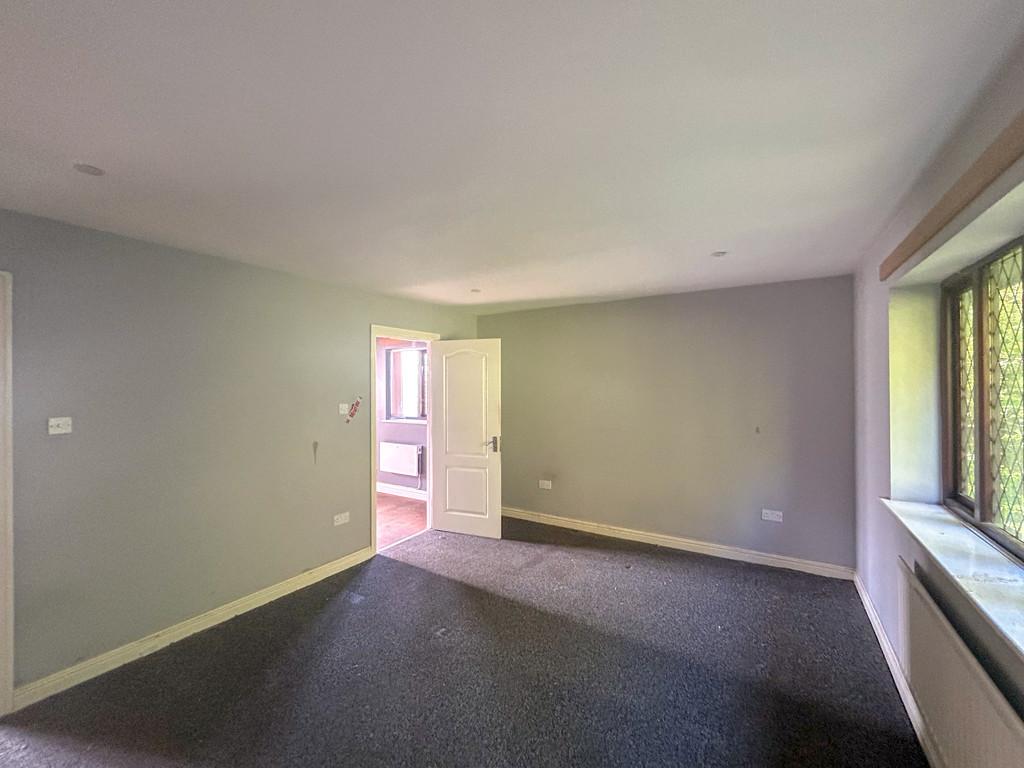 Master bedroom 2