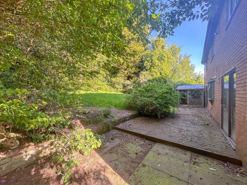 Garden decking area